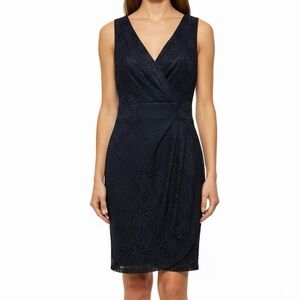 NWT Le Chateau Formal Lace Dress